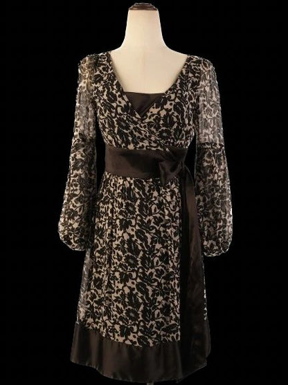 Excellent Diane von Furstenberg Silk Floral Lace Dress Size M