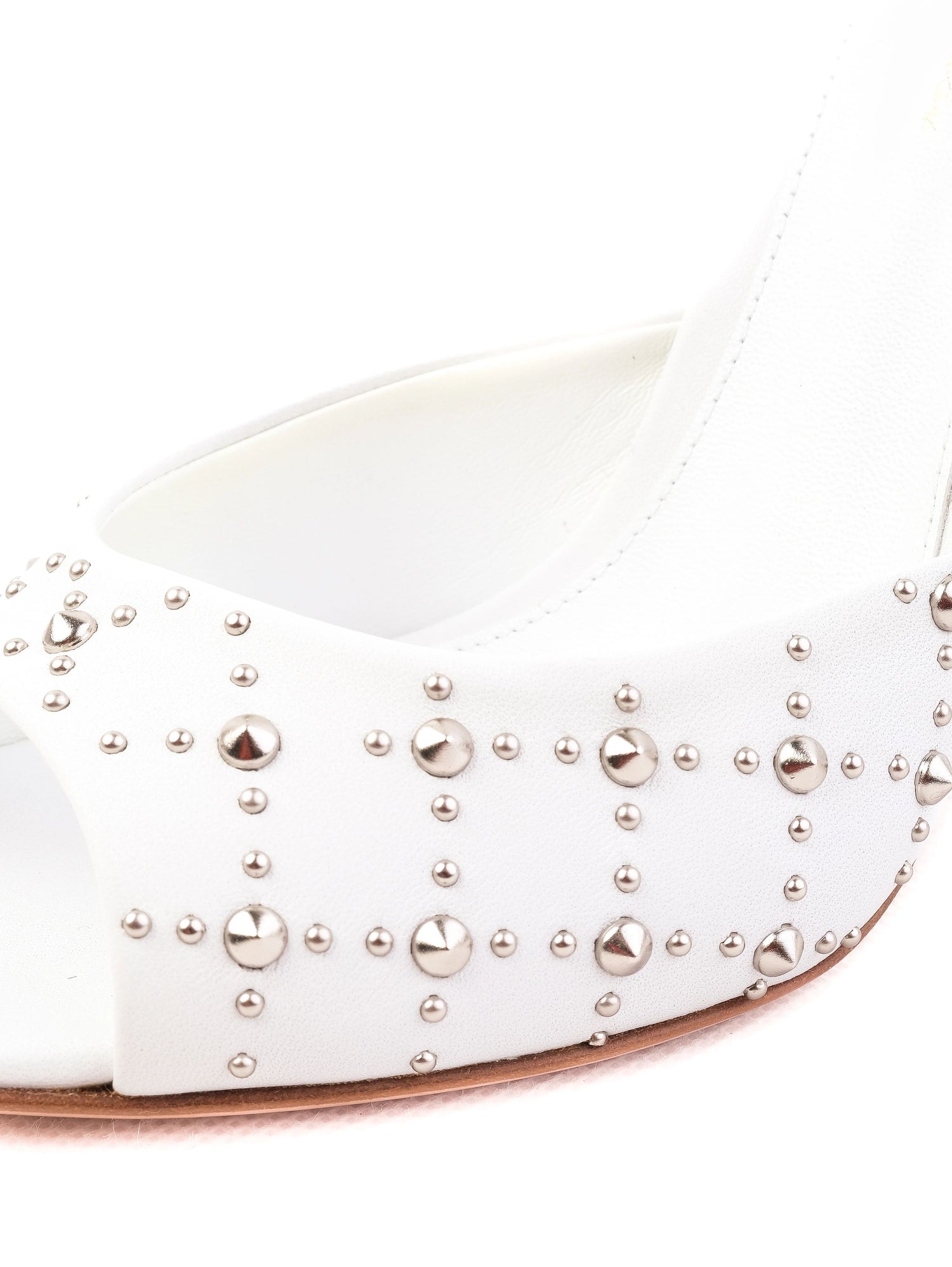 NEW Gianvito Rossi White Leather Stiletto Mules with Metallic Studs Size 38.5