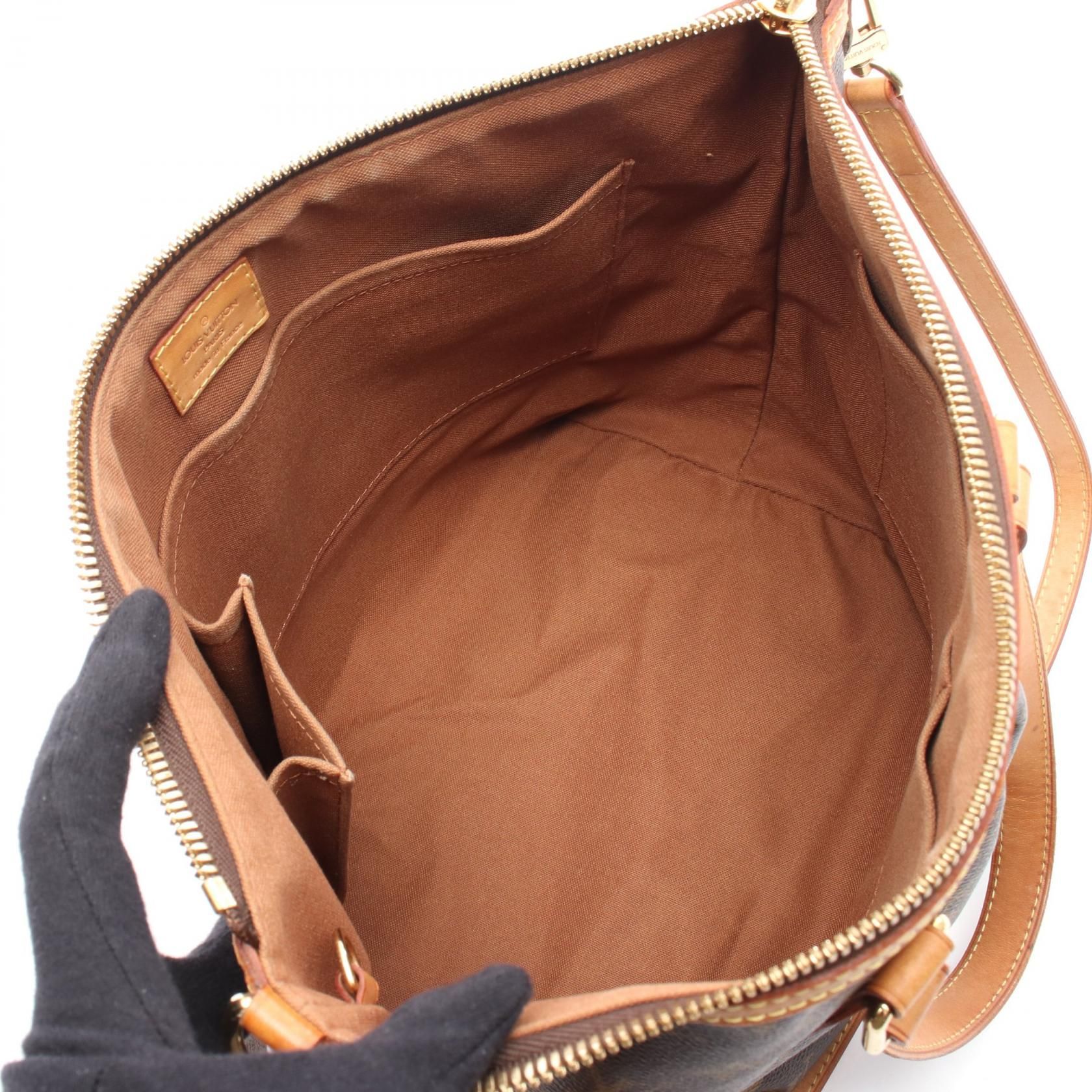 Louis Vuitton Palermo PM, Monogram