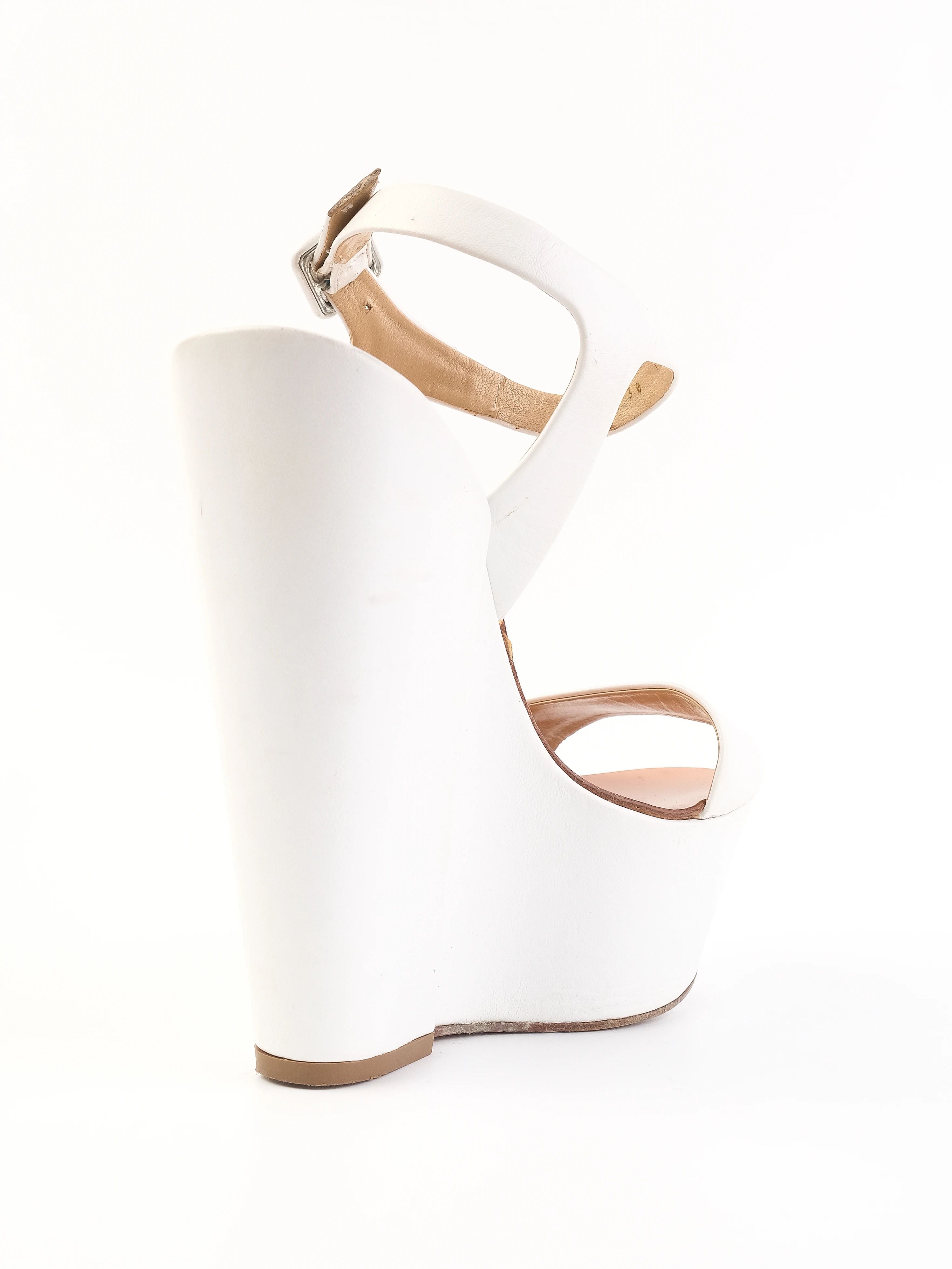 Excellent Vicini White Leather Platform Wedge Sandals Size 38