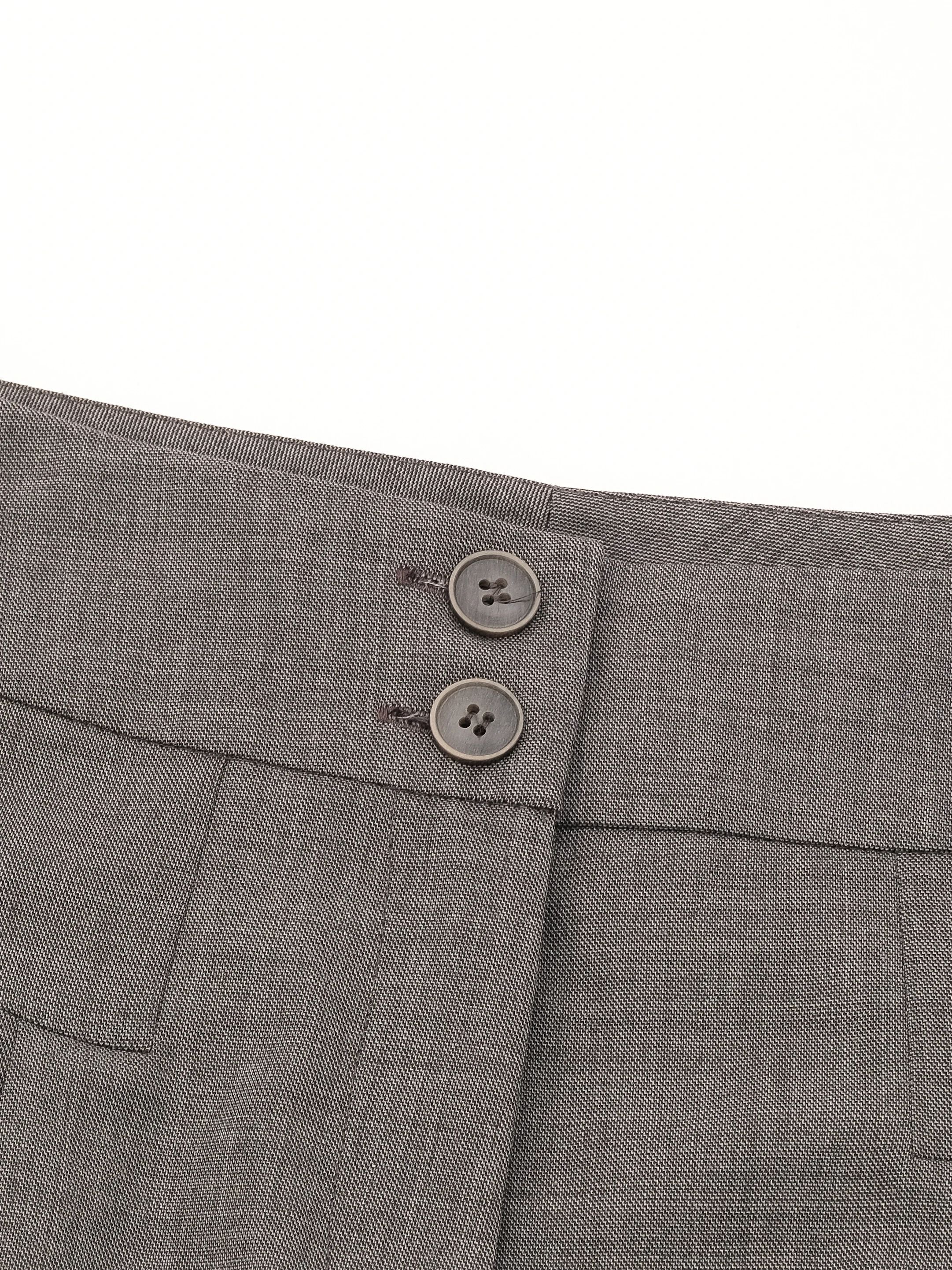 Excellent Weekend MaxMara Gray Wool Shorts Size M