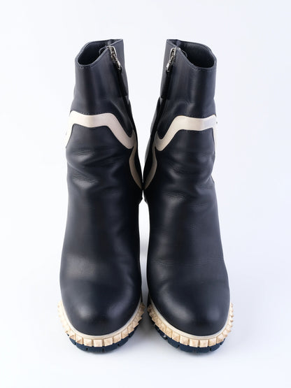 Excellent Fendi Blue Leather Ankle Boots Size 38 with Unique Design