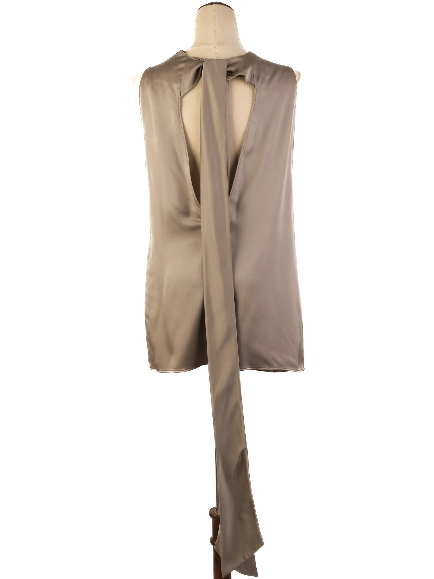 Excellent Tom Ford Gray Silk Top Size L with Open Back Detail