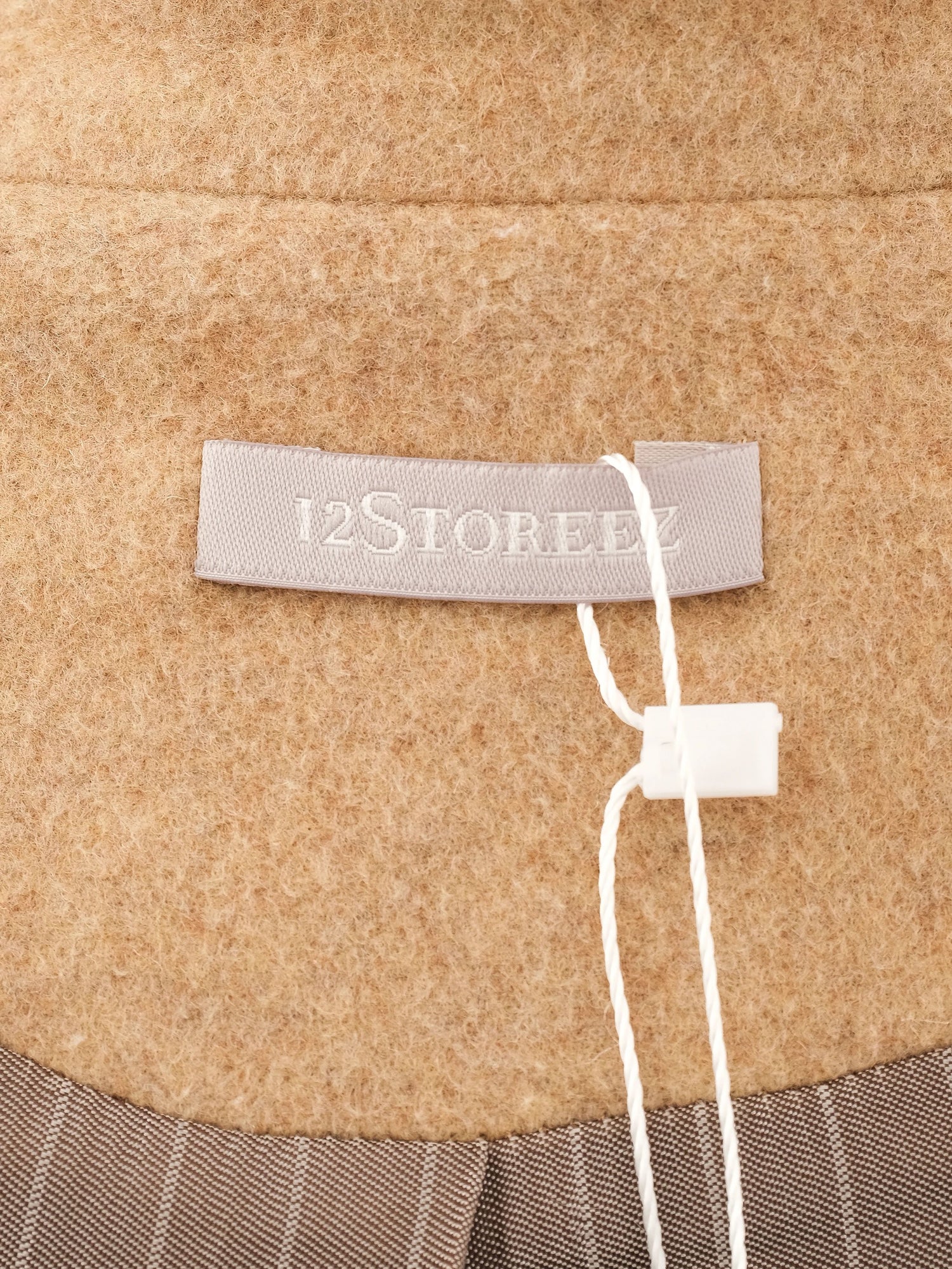 Excellent 12storeez Orange Wool Coat Size S with Lapel Collar