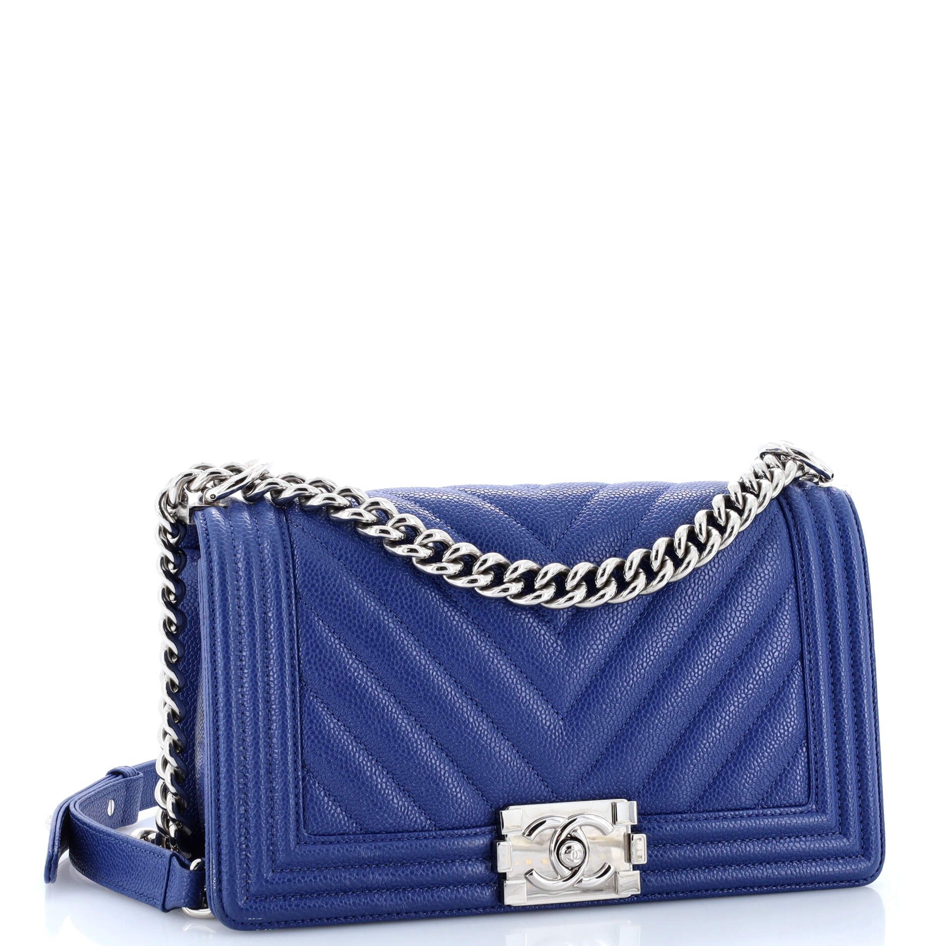 Chanel Boy Flap Bag Chevron Lambskin New Medium