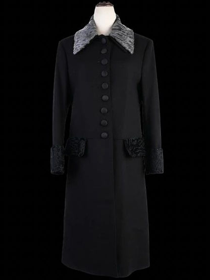 Excellent Dolce Gabbana Black Wool Coat with Textured Collar Size S