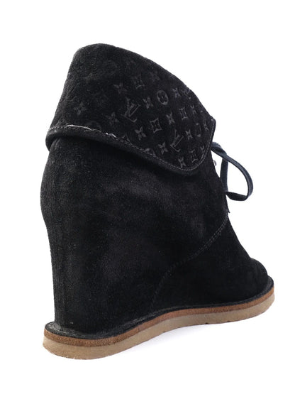 Excellent Louis Vuitton Black Suede Wedge Ankle Boots Size N/A