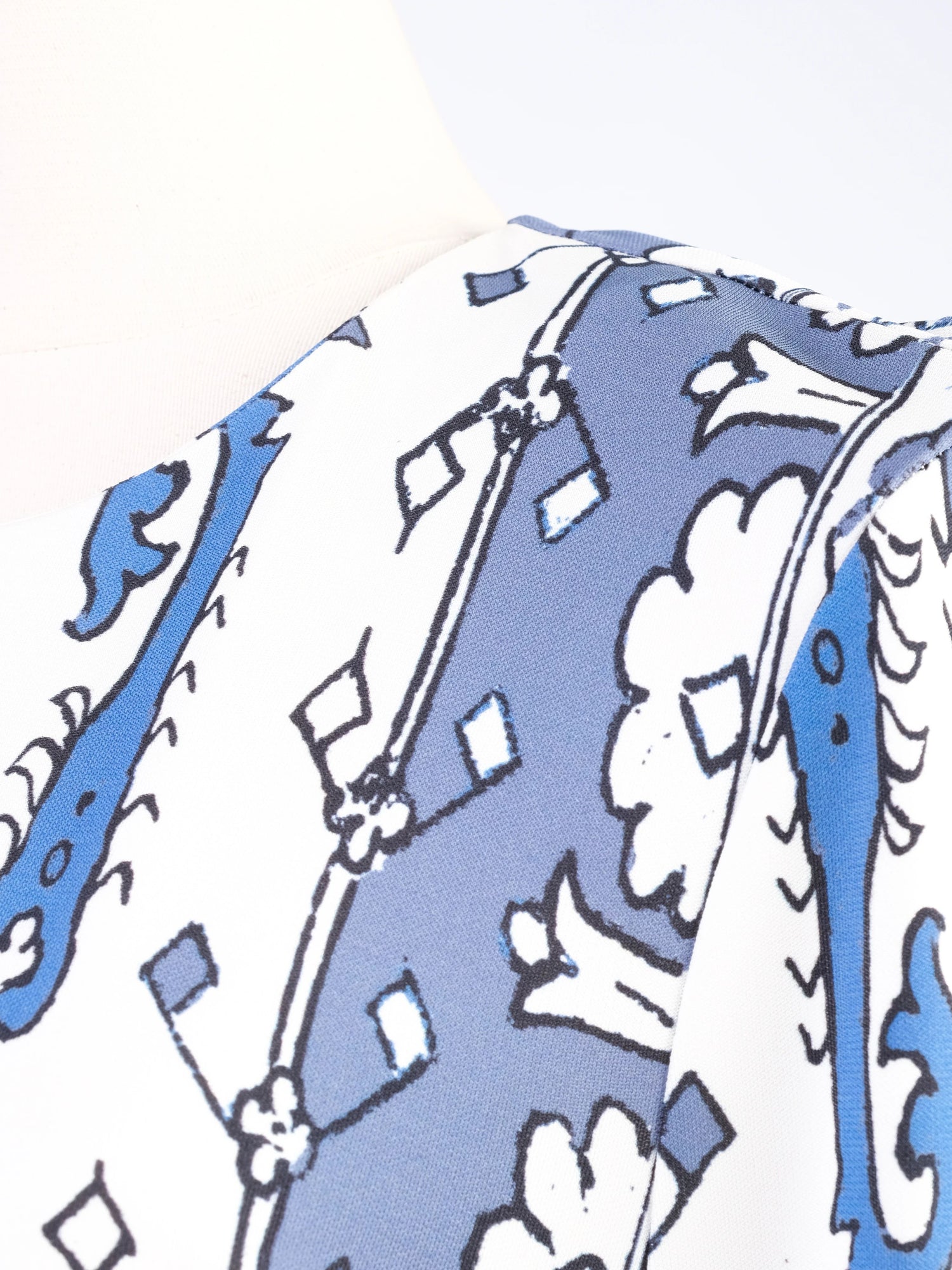 Excellent Tory Burch Blue &amp; White Geometric Dress Size L