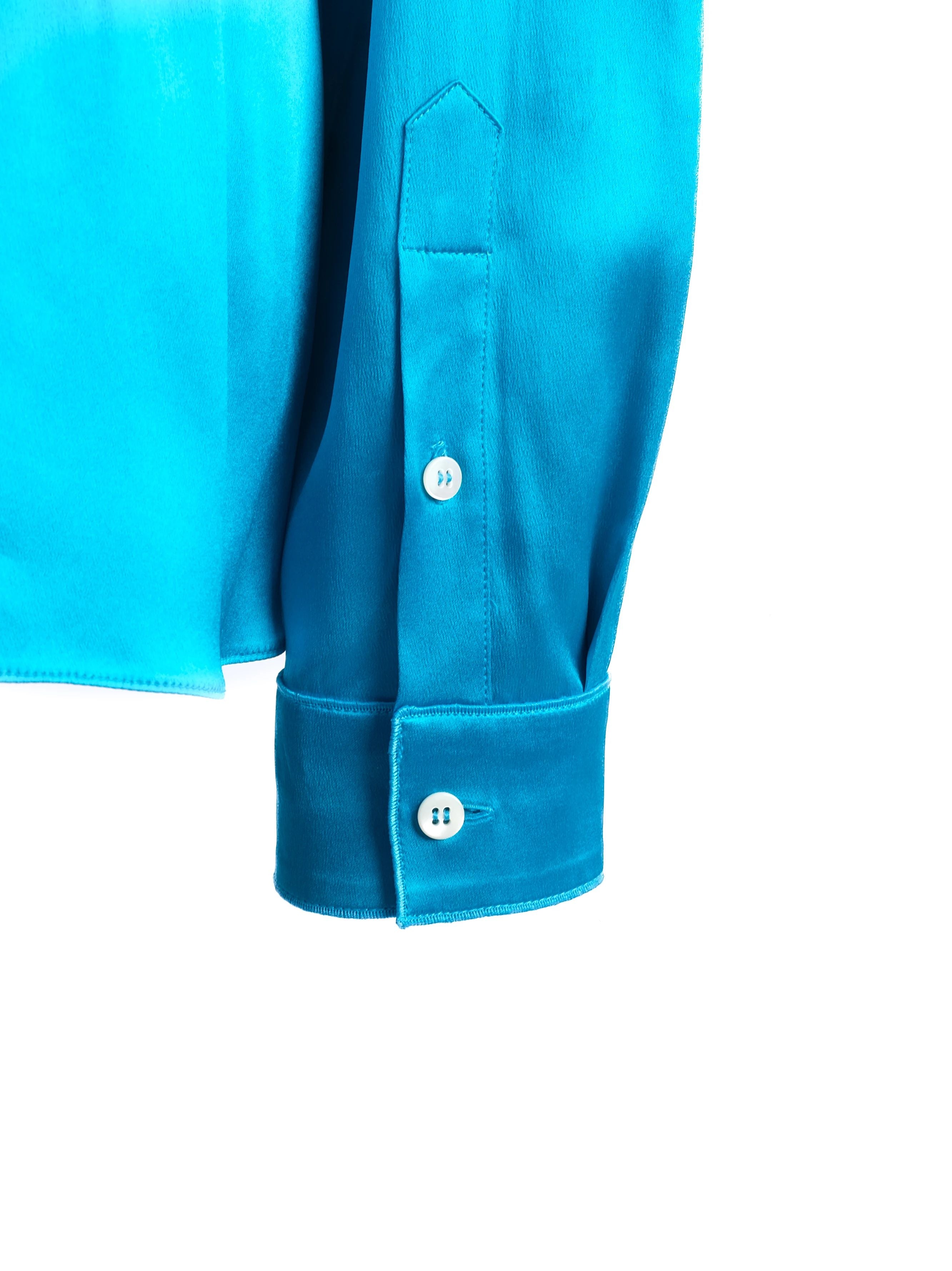 Excellent Dolce Gabbana Turquoise Silk Blouse Size L with Tie-Neck