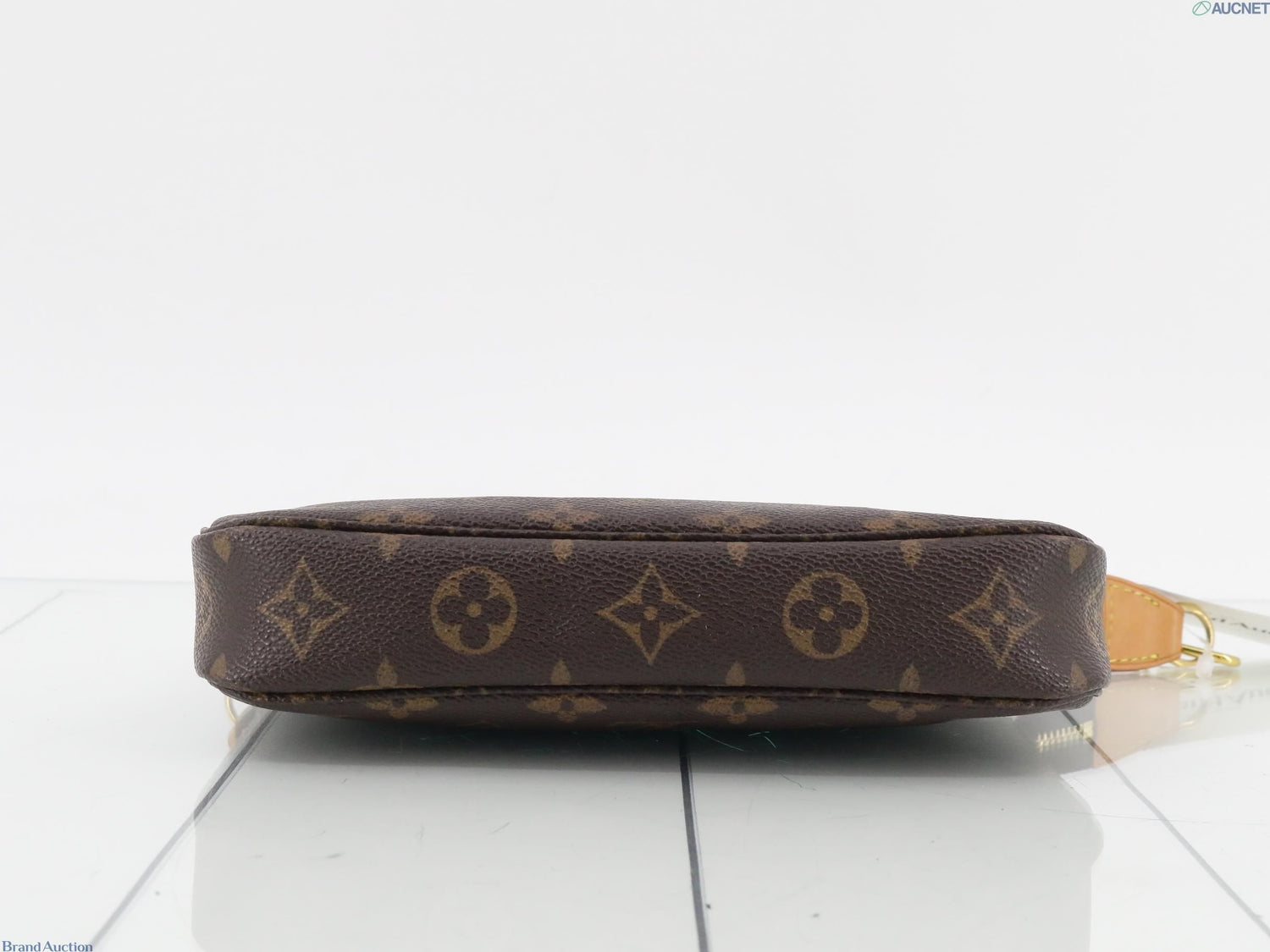 Louis Vuitton Pochette Accessoires, Monogram