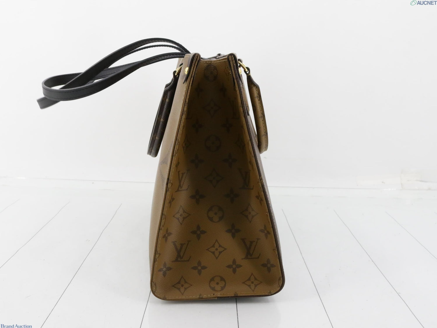 Louis Vuitton OnTheGo MM, Monogram Giant