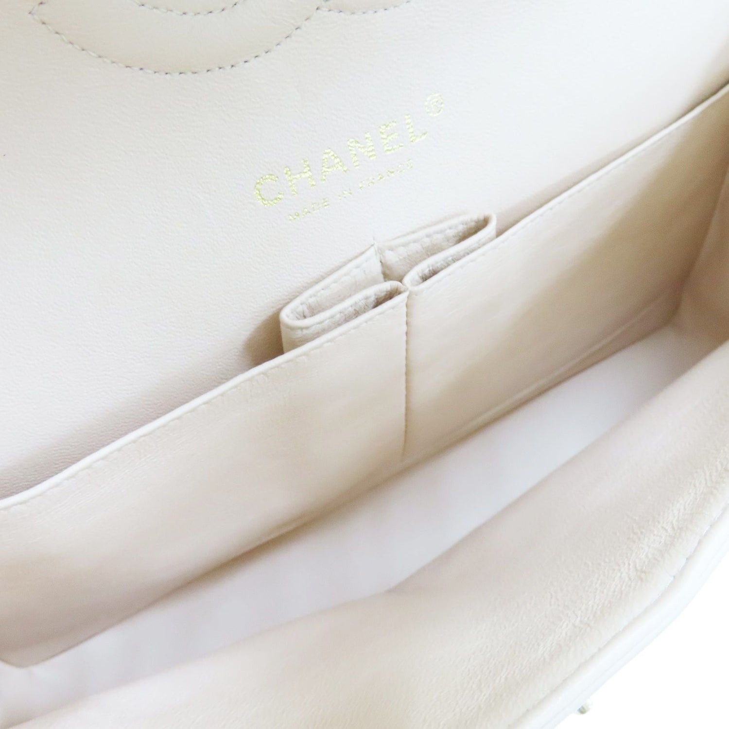 Chanel Matelasse Coco Mark 25 Shoulder Bag Lambskin Beige Gold Metal (no Card)