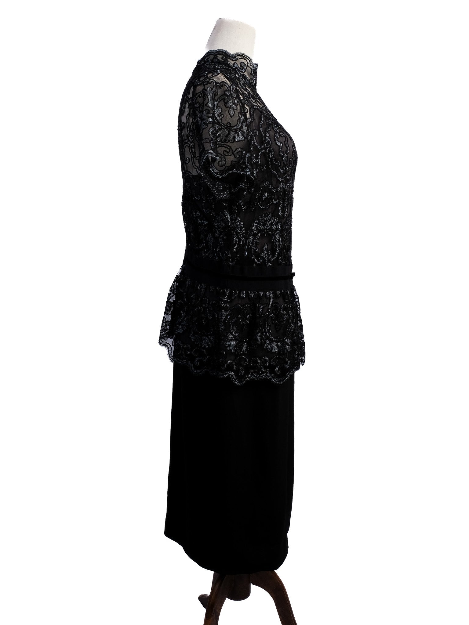 Excellent Clips Black Lace Dress XL Floral Overlay Peplum Waist
