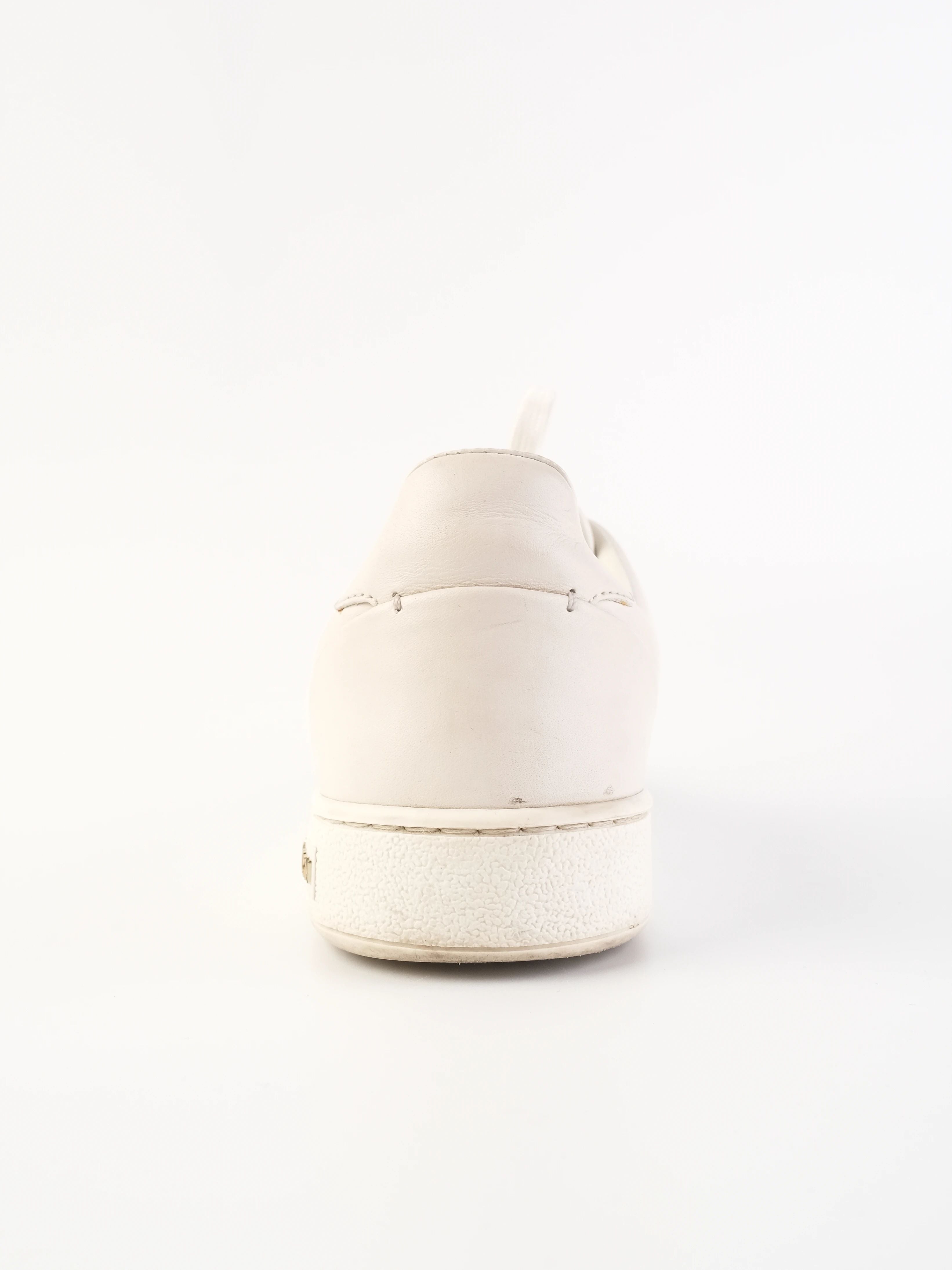 Excellent Louis Vuitton White Leather Sneakers Size 35 with Logo