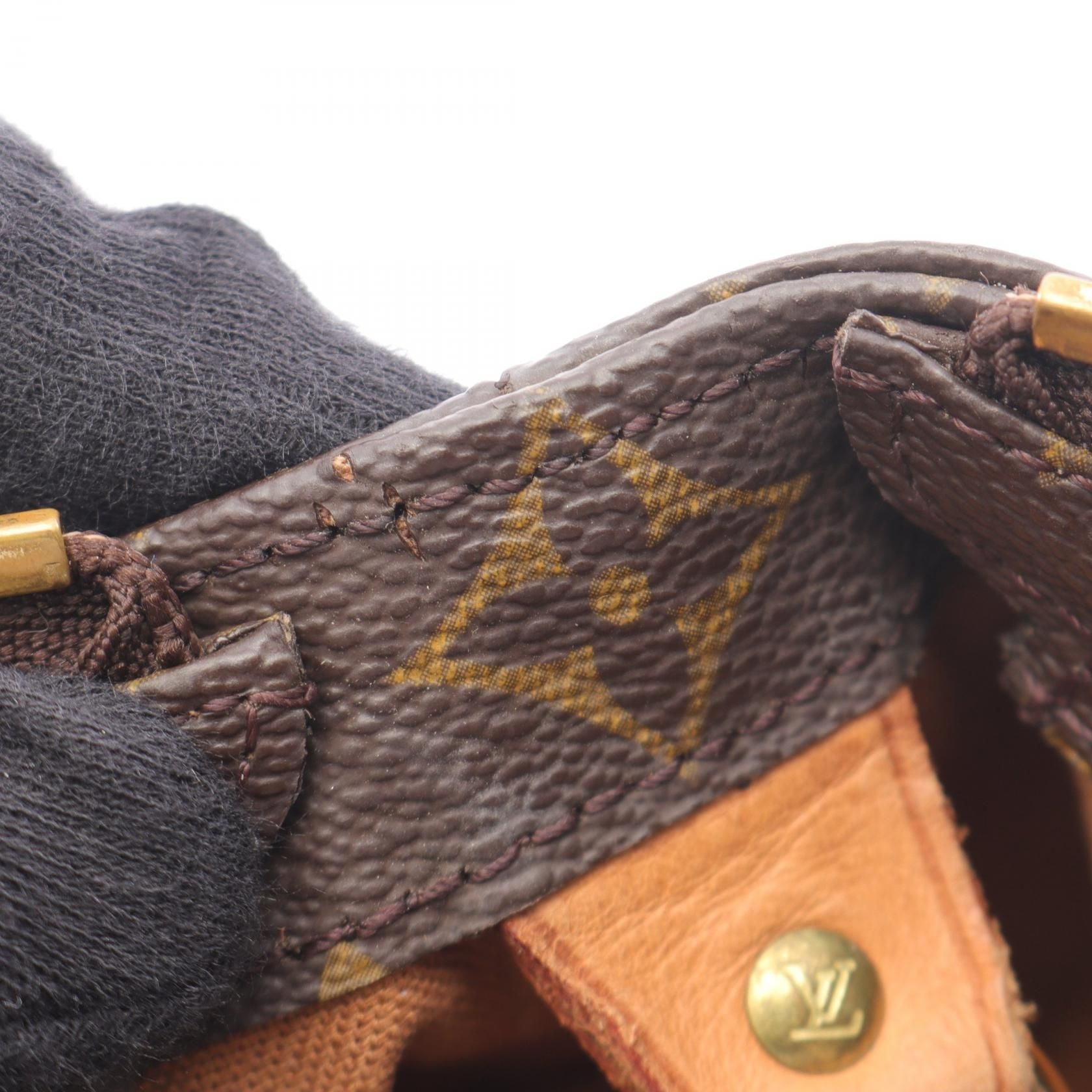 Louis Vuitton Cabas Mezzo, Monogram