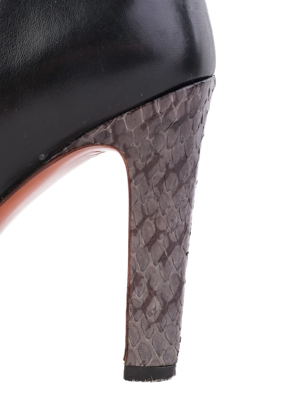 Excellent Marc Jacobs Black Leather Knee-High Boots with High Heel