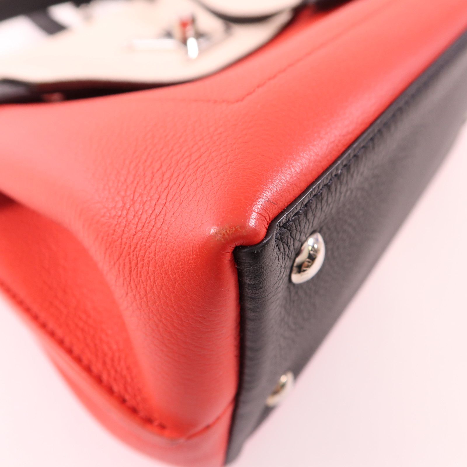 Louis Vuitton Cowhide Leather Lockme Ever Bb Hand-turn Shoulder Bag White Red Black/red/white 2way Shoulder Bag M 53950