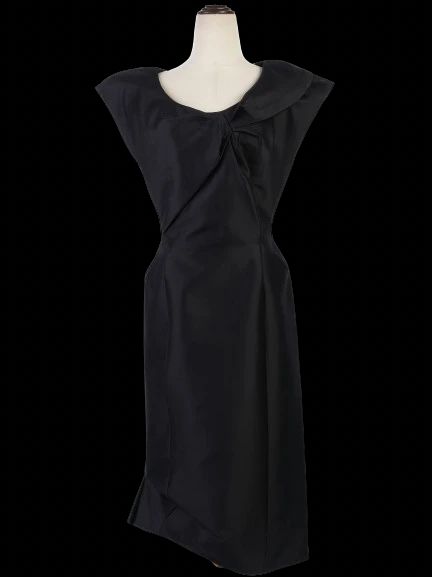 NEW Louis Vuitton Black Silk Dress Size L with Unique Collar Detail