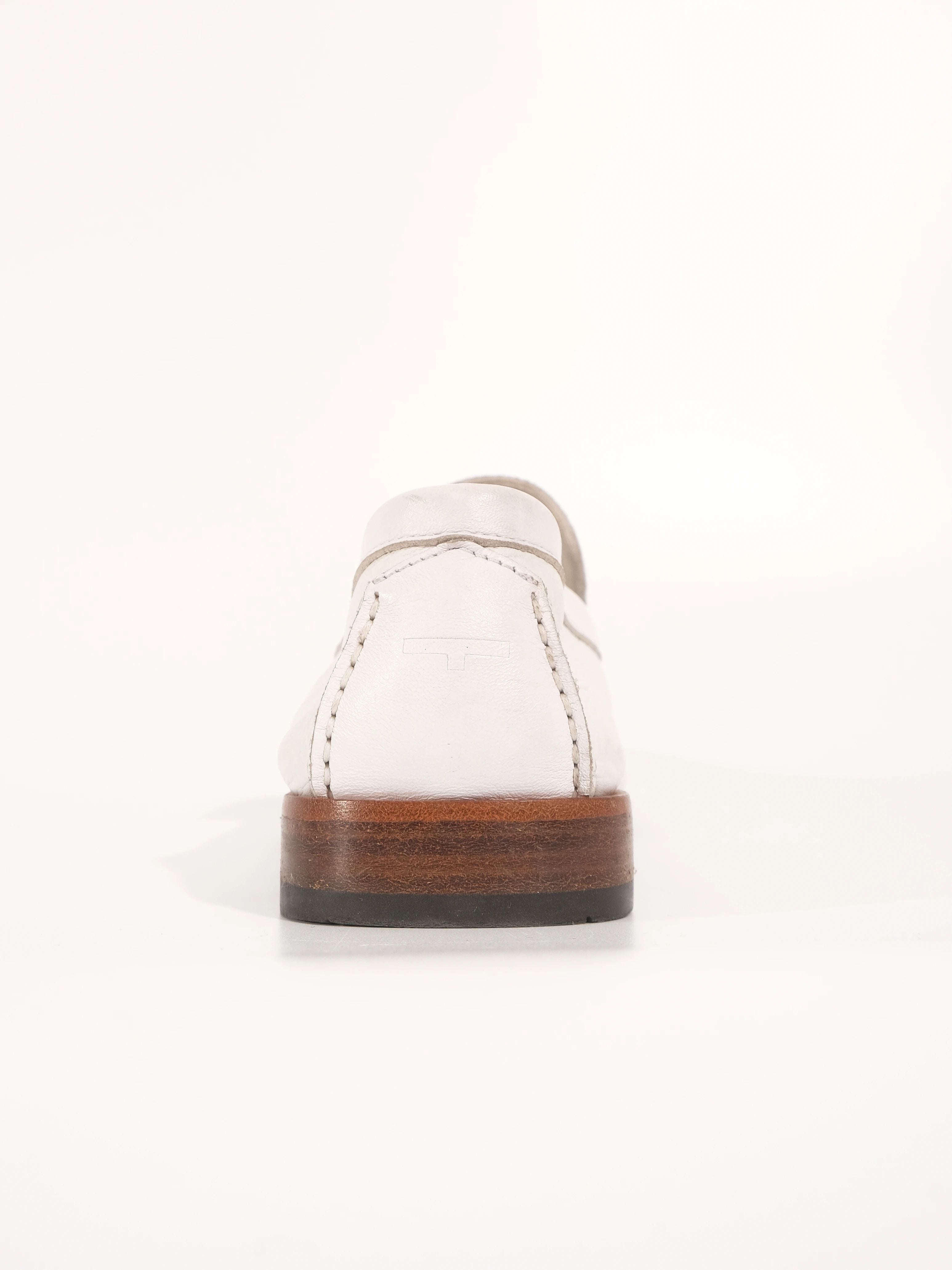 Excellent A.Testoni White Leather Loafers Size 43 with Wooden Sole