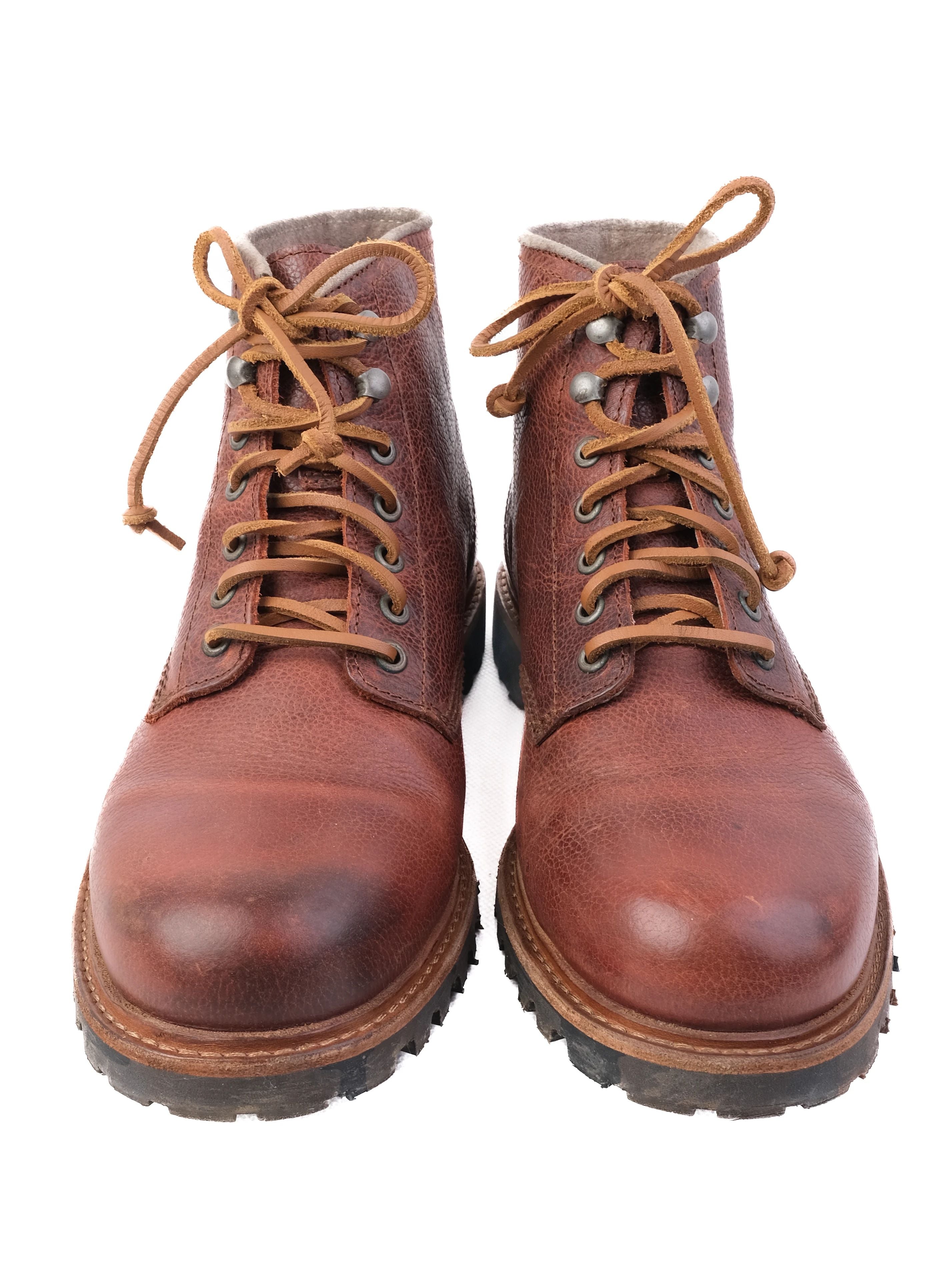 Average Diesel Orange Leather Boots Size 42 for Men