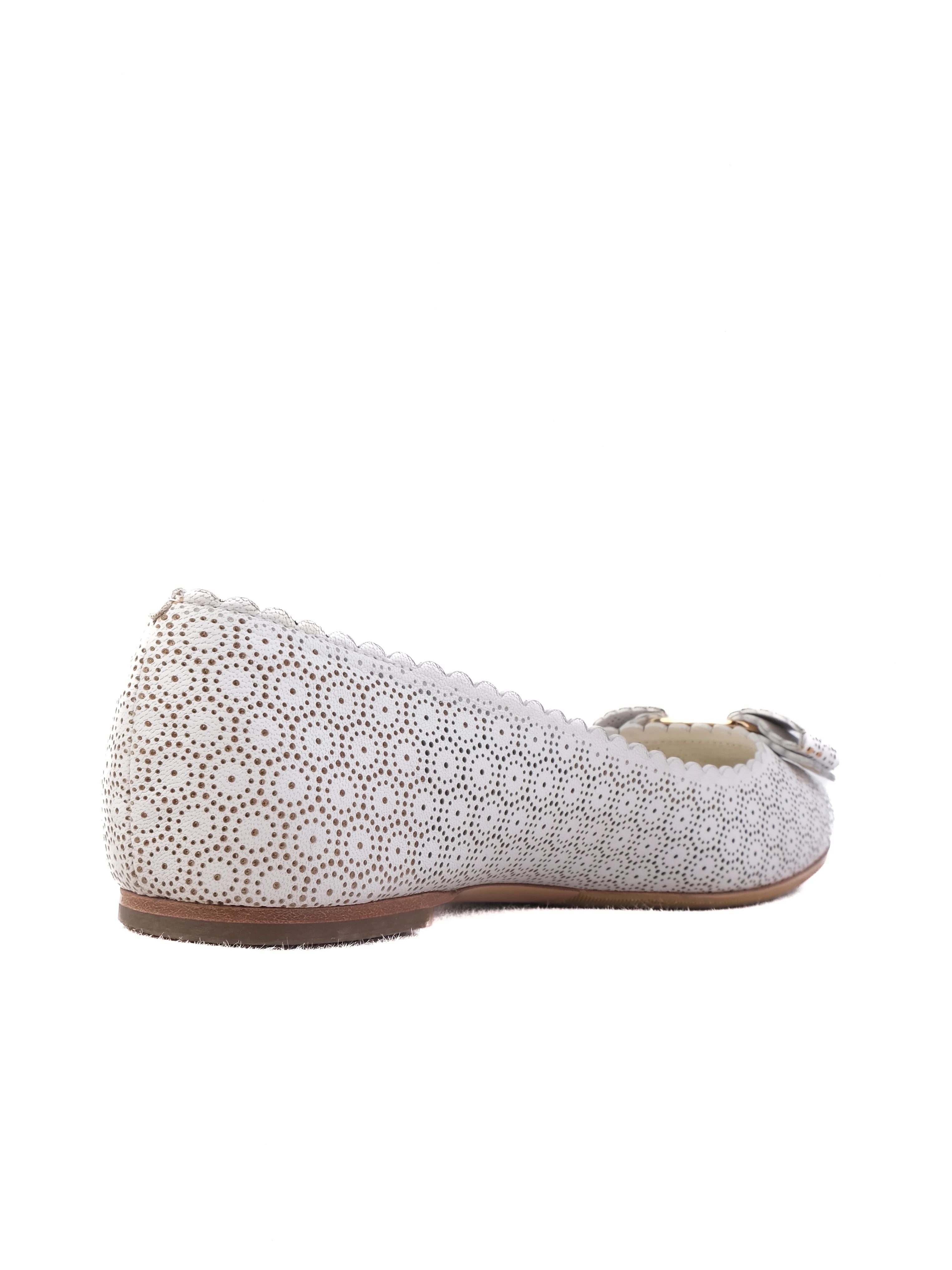 Excellent Salvatore Ferragamo White Leather Flats Size 36.5