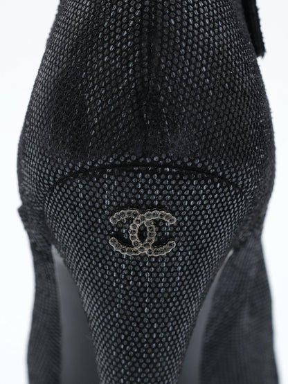 Excellent Chanel Black High-Heeled Ankle Boots Size 38.5 Textile