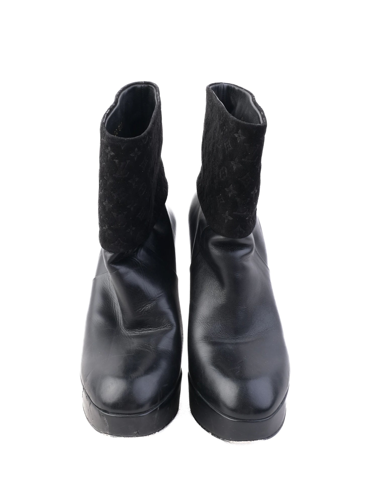 Excellent Louis Vuitton Black Leather Ankle Boots Size 35.5
