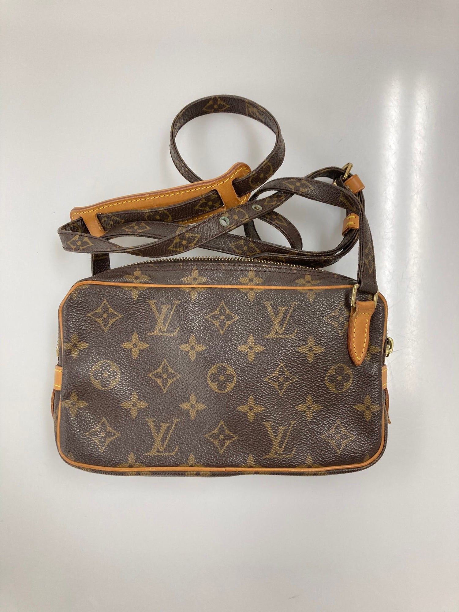 Louis Vuitton Pochette Marly Bandouliere, Monogram
