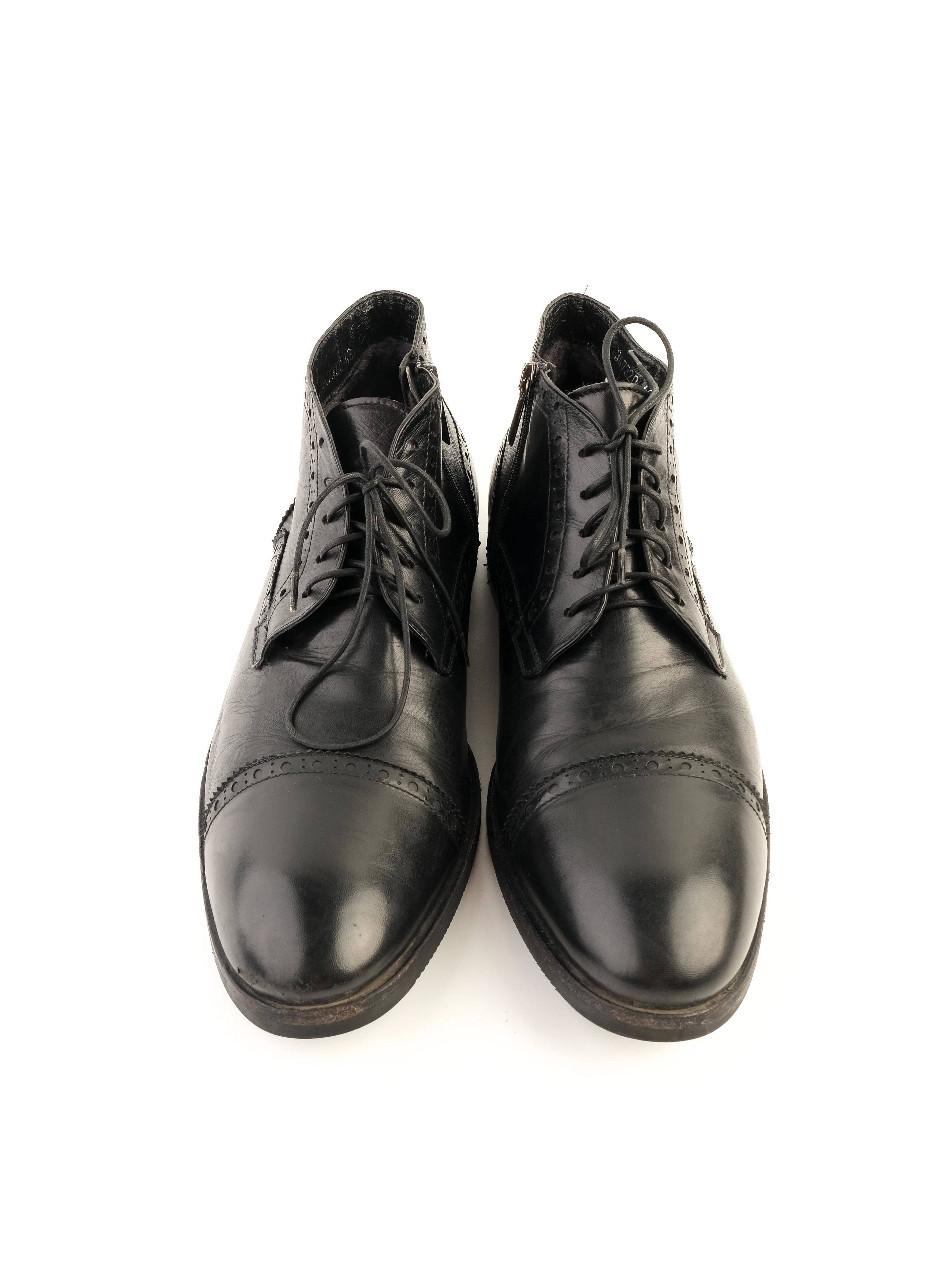 Excellent Baldinini Black Leather Brogue Boots Size 42.5 for Men