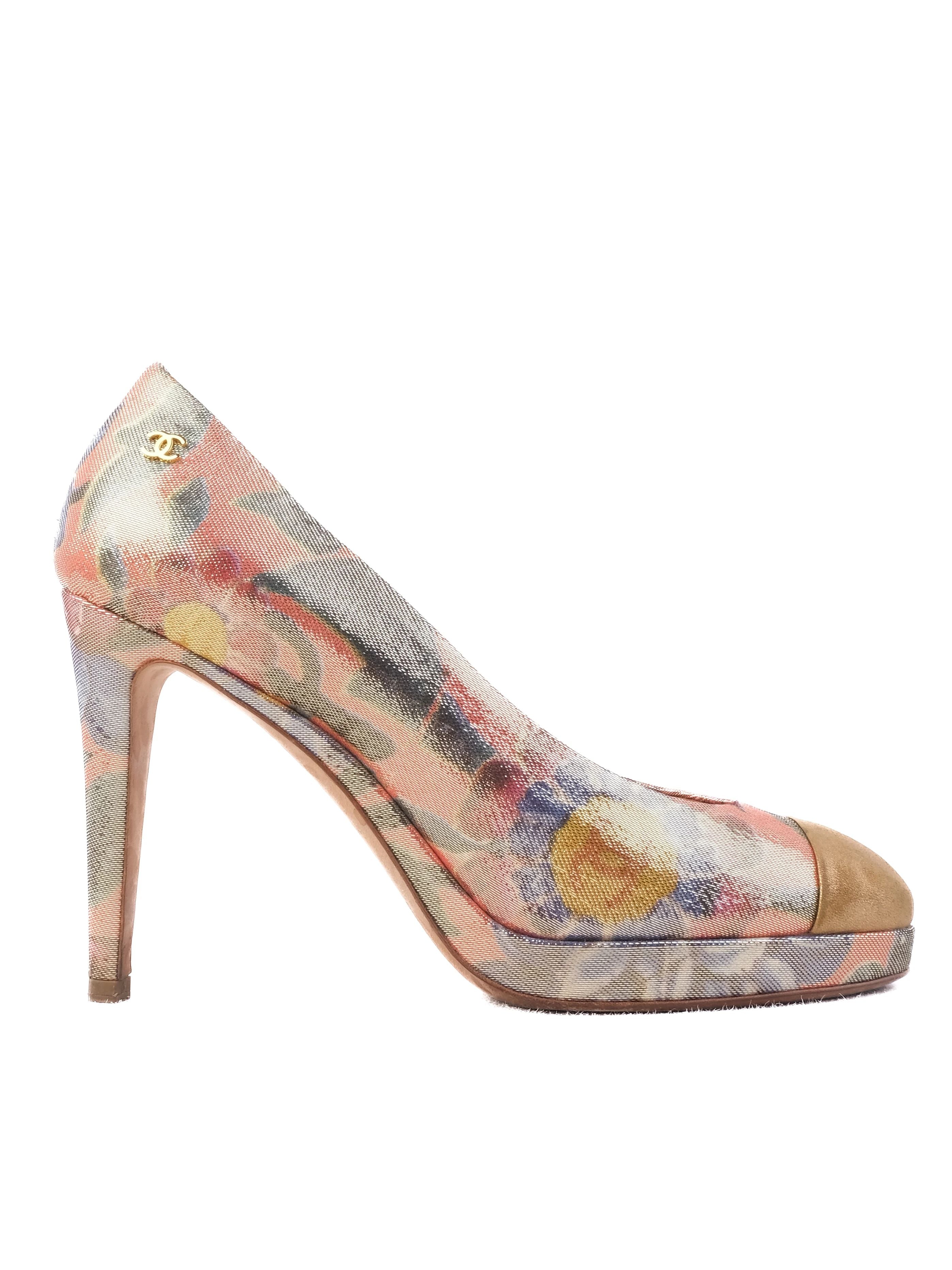 Excellent Chanel High-Heeled Floral Platform Shoes Size N/A