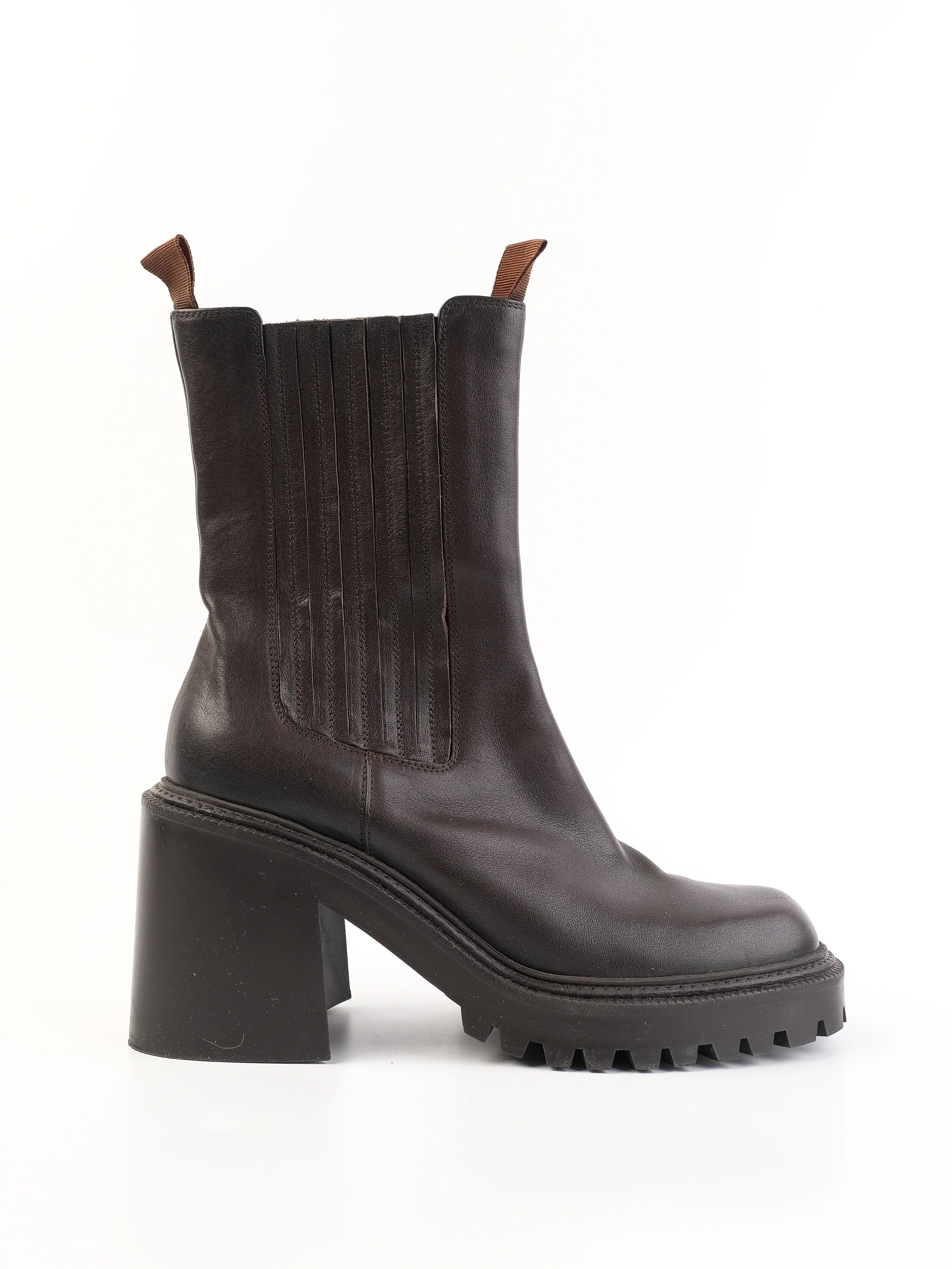 Vic Matie Black Leather Chelsea Boots Size 40 Excellent Condition