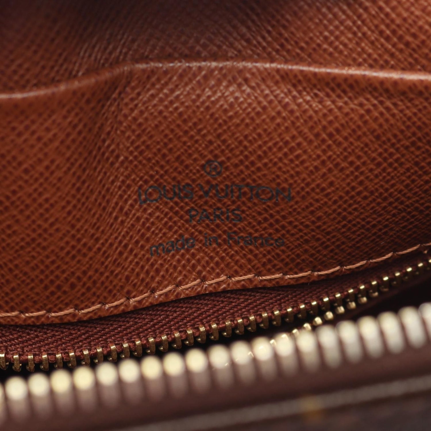 Louis Vuitton Nil 28, Monogram