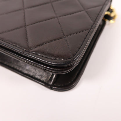 Chanel Black Sheepskin Leather Vintage Chain Shoulder Golden Chain Shoulder Back Bag Lambskin (sheep