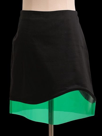 Excellent Amaya Arzuaga Black Cotton Skirt Size XS with Green Layer