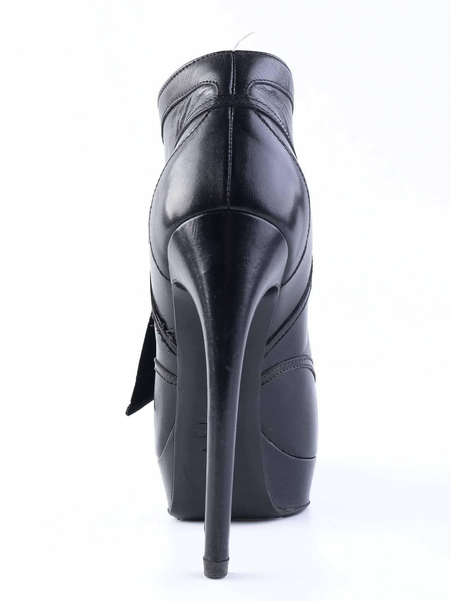 Excellent Alexander McQueen Black Leather High-Heeled Ankle Boots Size 38