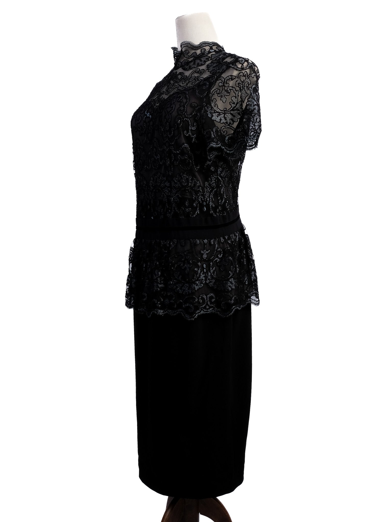 Excellent Clips Black Lace Dress XL Floral Overlay Peplum Waist