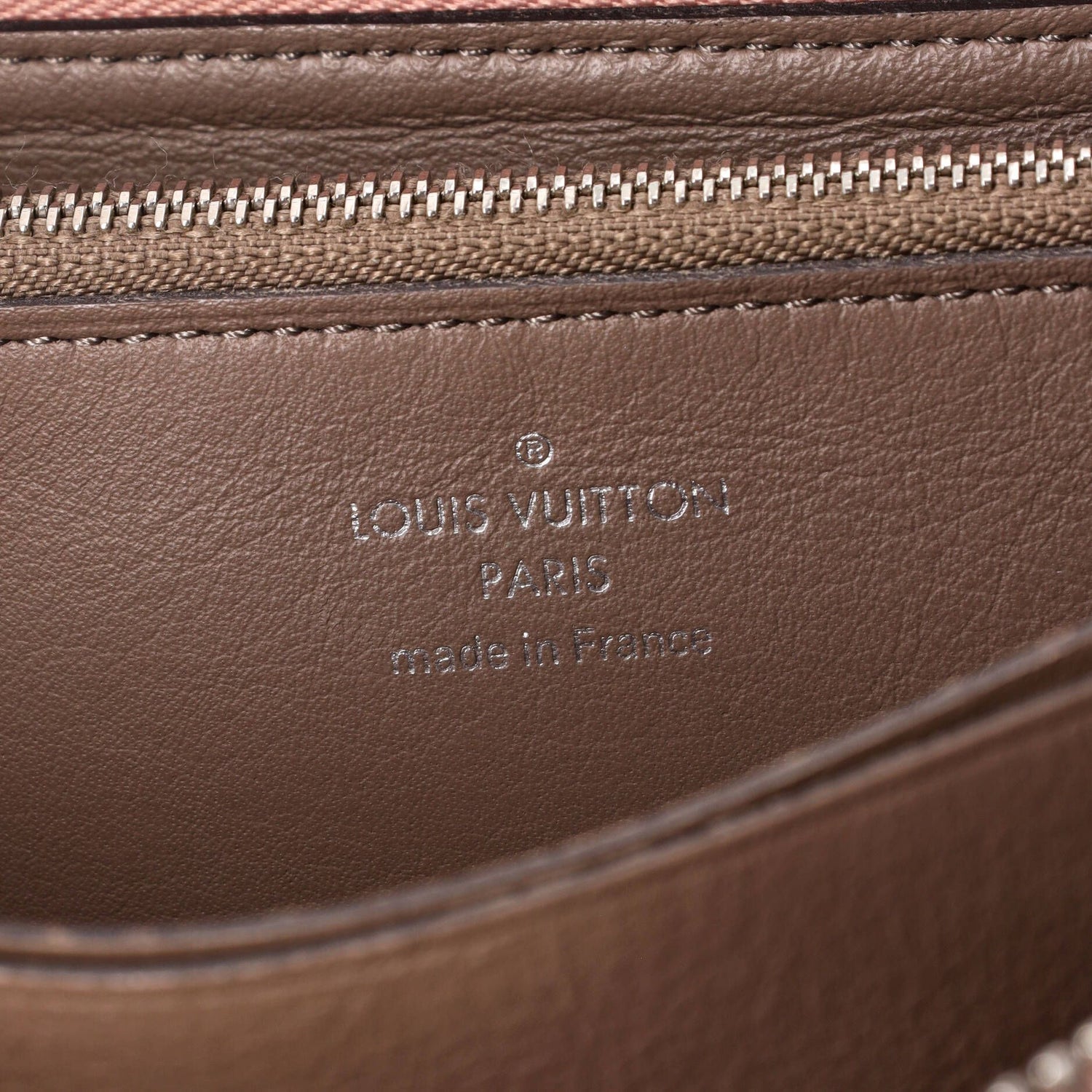 Louis Vuitton Comete Wallet Leather Long
