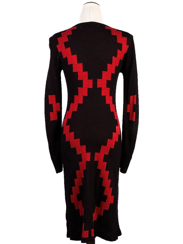 Excellent Diane von Furstenberg Black Wool Dress XS with Red Zigzag Pattern