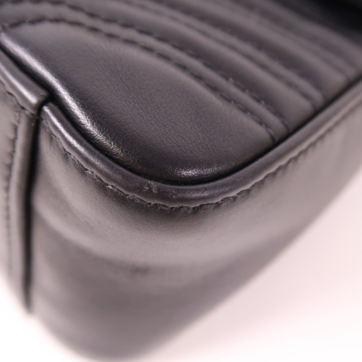 Gucci Sheepskin Leather Gg Marmont Hand-turned Shoulder And Back Bag 2way Shoulder Bag Black Lambskin (sheep Leat