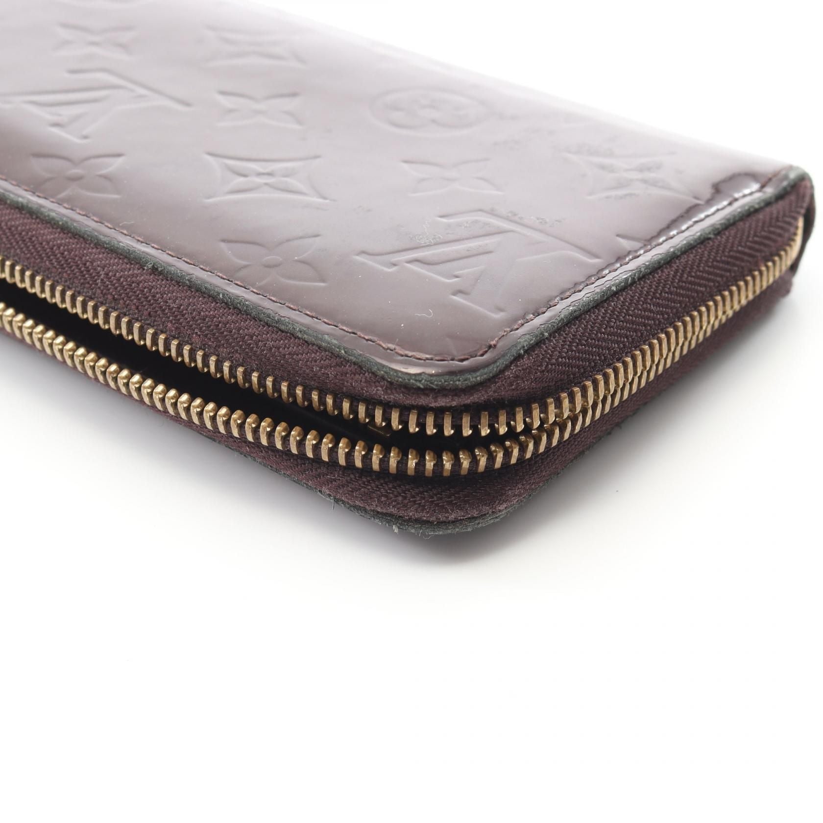 Louis Vuitton Zippy Wallet Amarrant Purple Around Long Wallet M 93522
