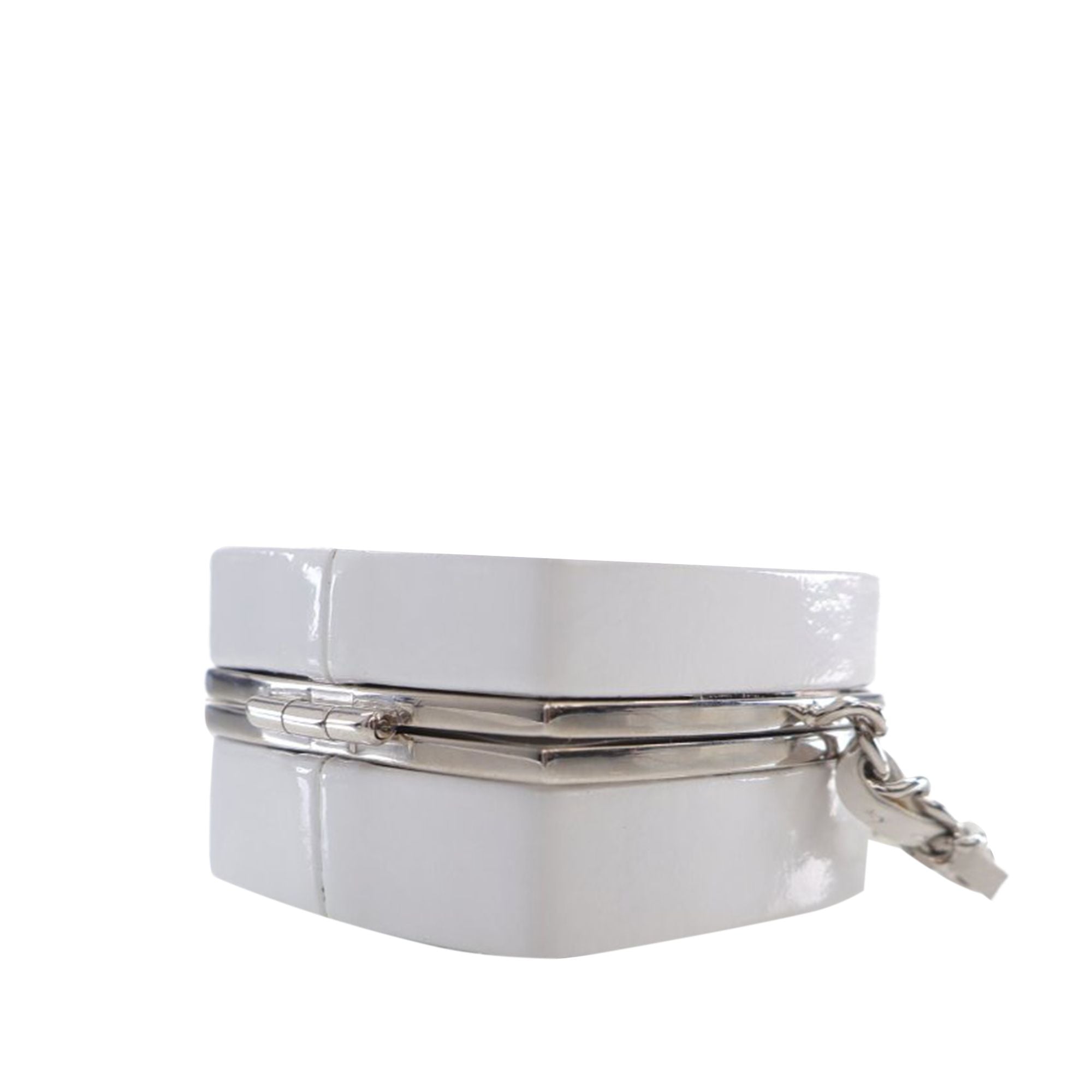 Chanel Patent Goatskin Make-up Box Clutch With Chain White