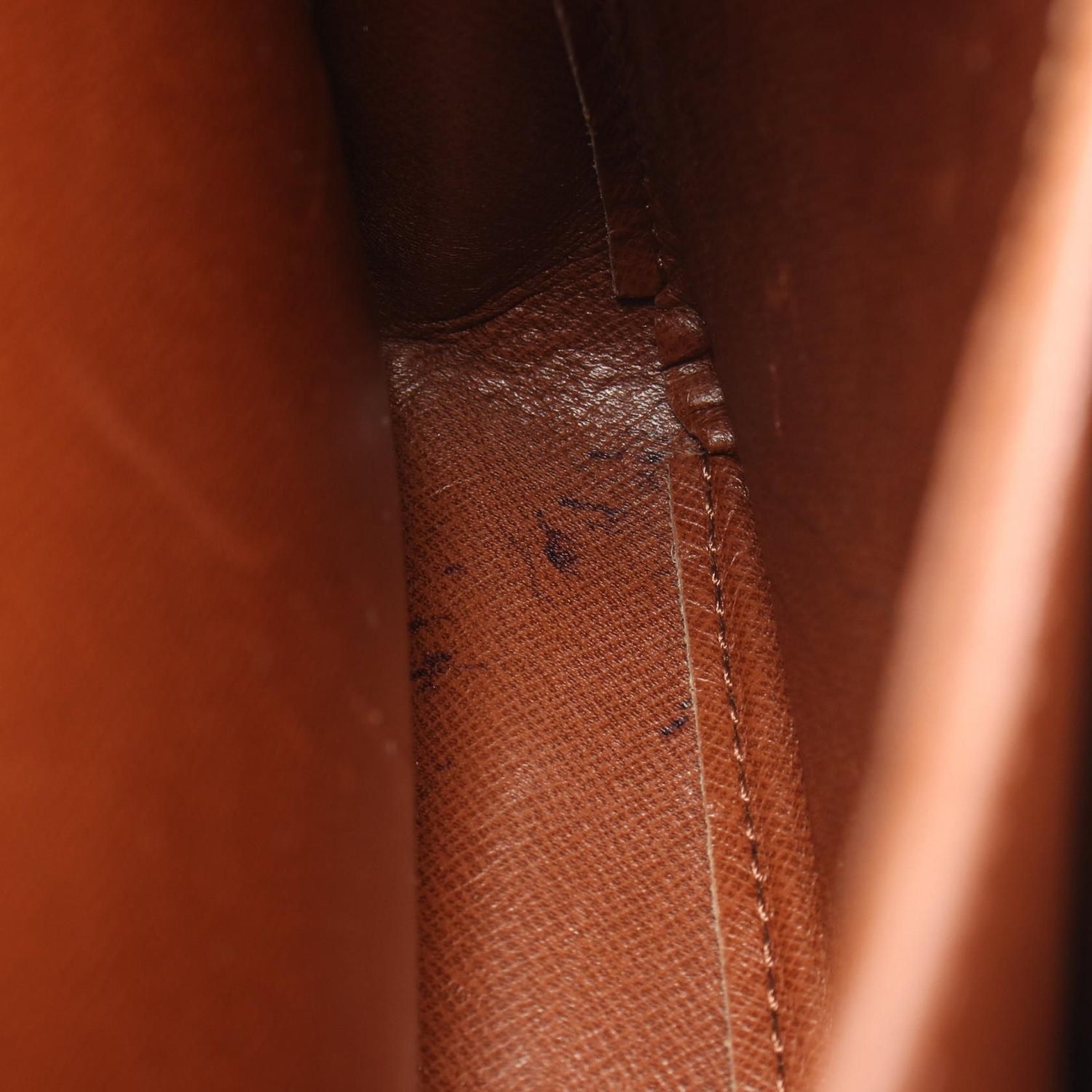 Louis Vuitton Cartouchiere MM, Monogram