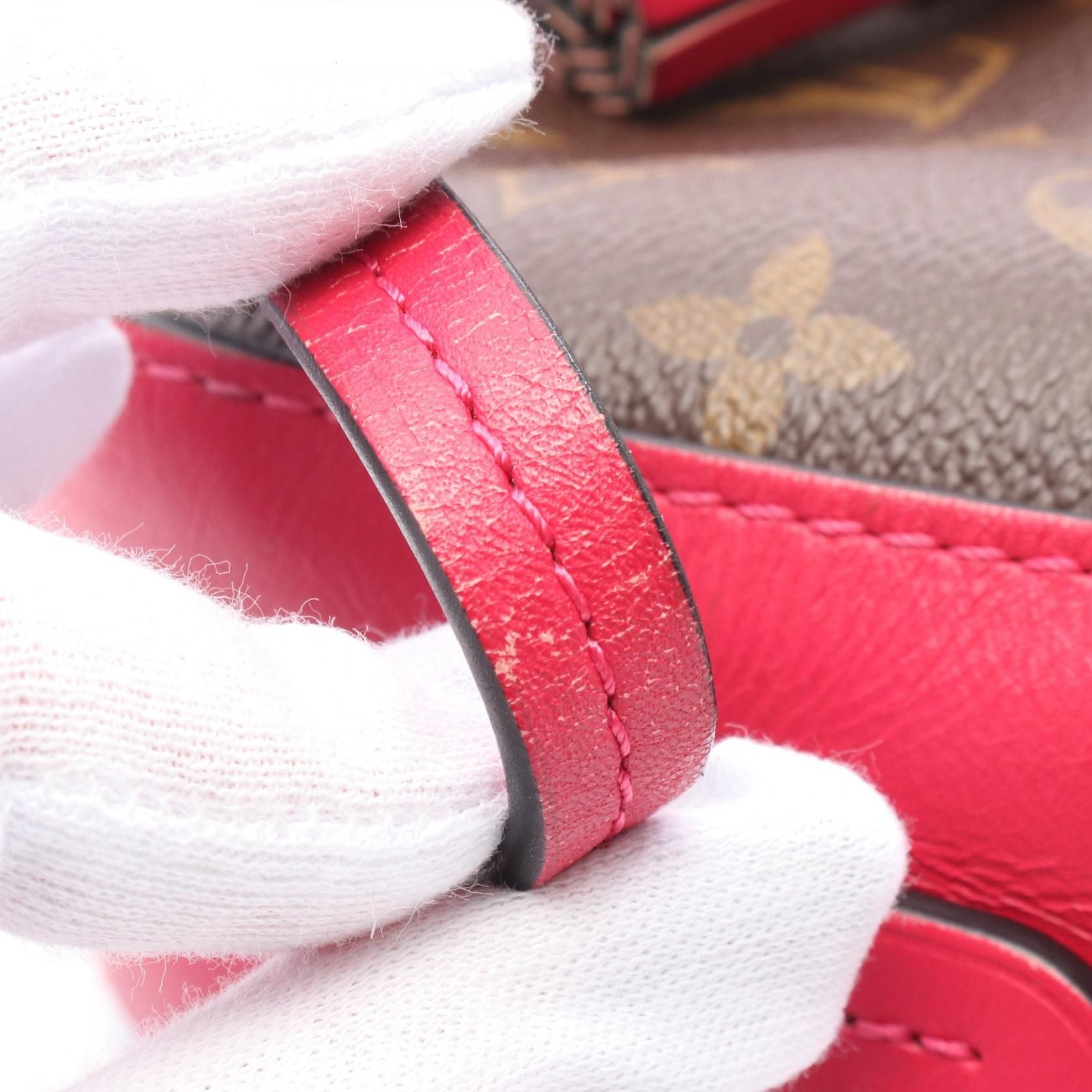 Louis Vuitton Saintonge, Monogram