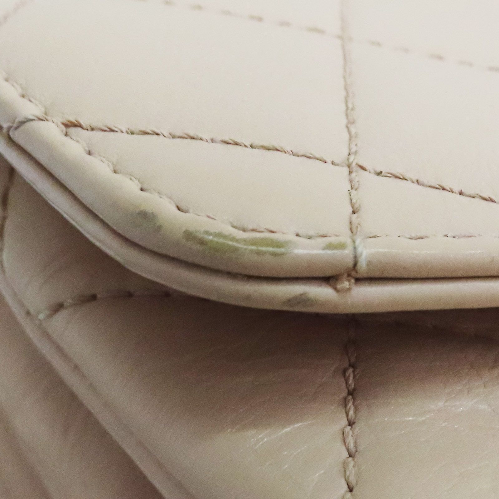 Chanel Matelasse Shoulder Handbag Calfskin Pink (no Card)