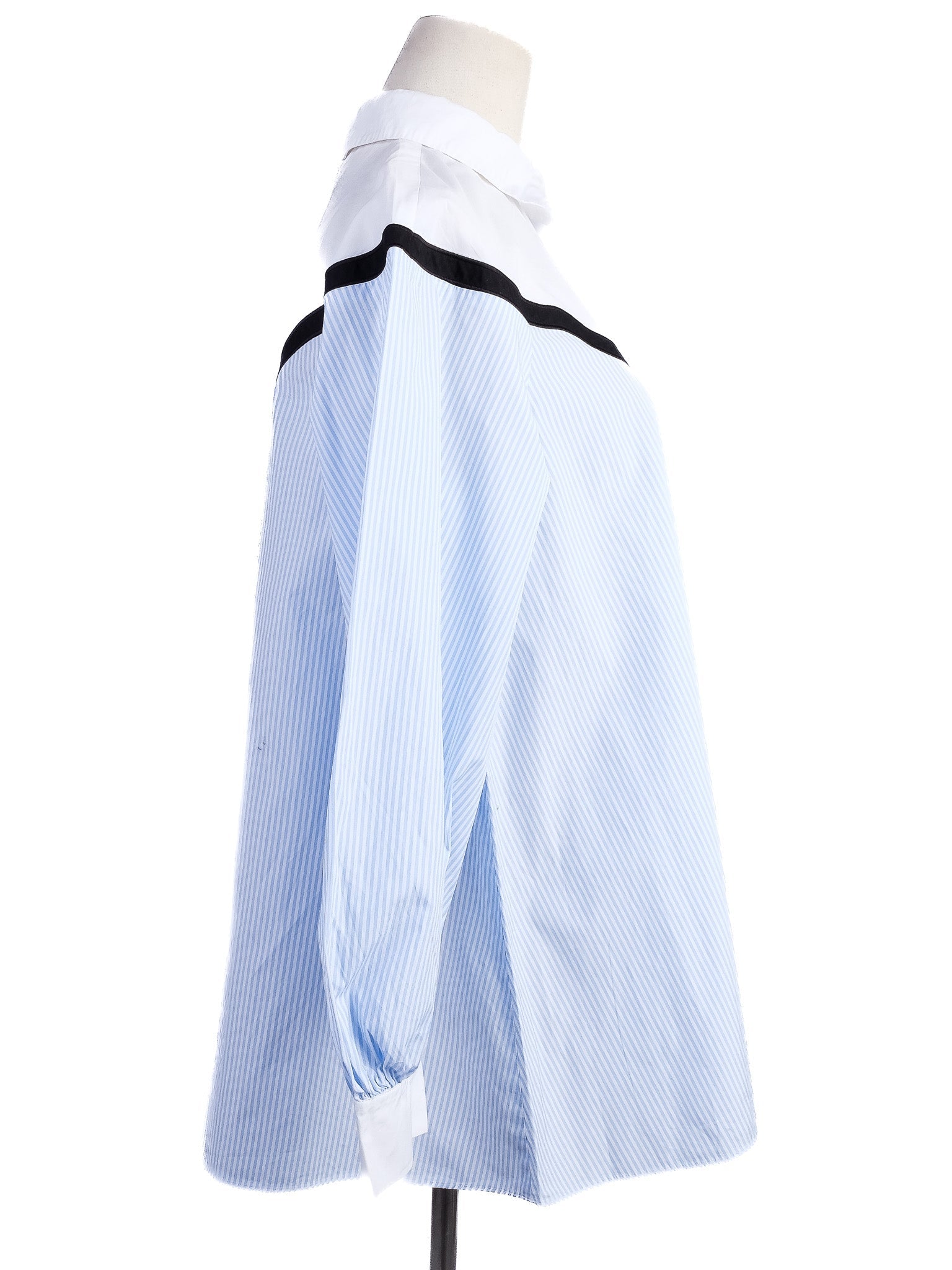 Excellent Weekend MaxMara Blue Striped Blouse with Bow Detail