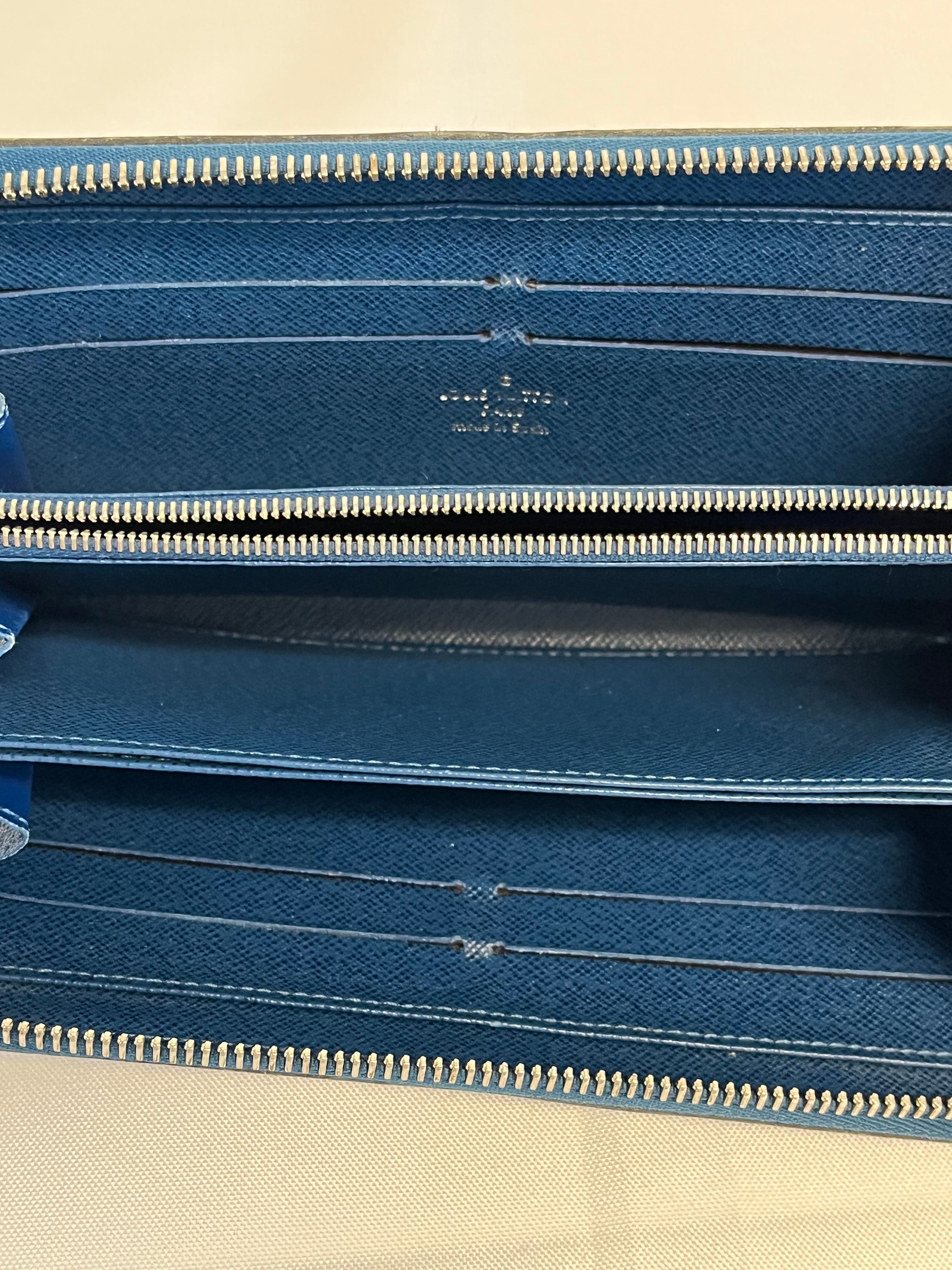 Louis Vuitton Epi Zippy Wallet