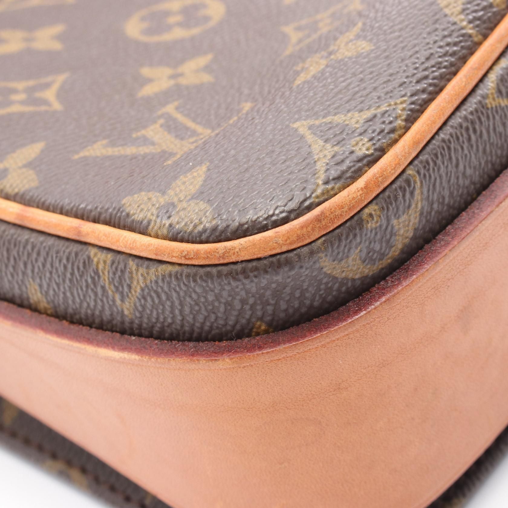 Louis Vuitton Cartouchiere MM, Monogram