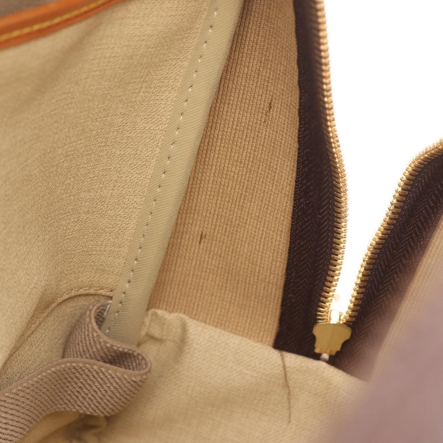 Louis Vuitton Deauville, Monogram