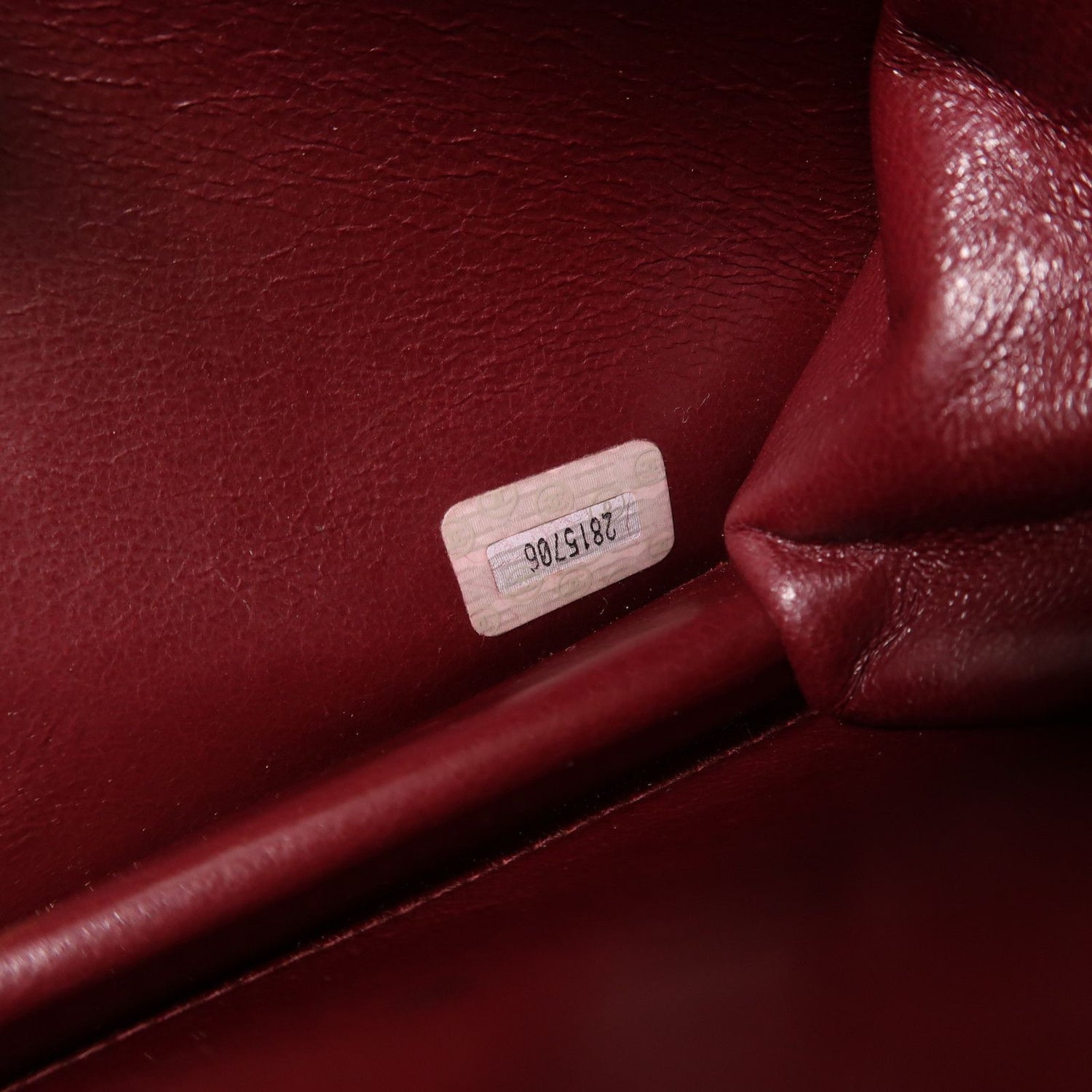 Chanel Black Sheepskin Leather Vintage Chain Shoulder Golden Chain Shoulder Back Bag Lambskin (sheep