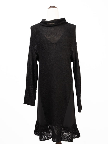 Excellent Pinko Black Wool Long-Sleeved Dress with Lace Detail